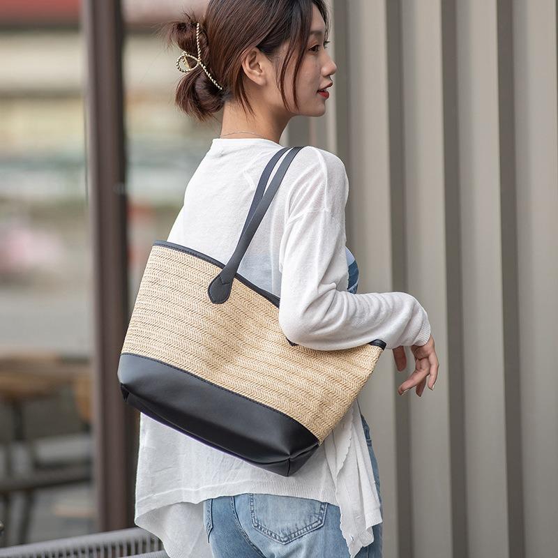 Casual and fashionable straw-woven contrasting color splicing tote women's bag, a new large-capacity light luxury women's bag.