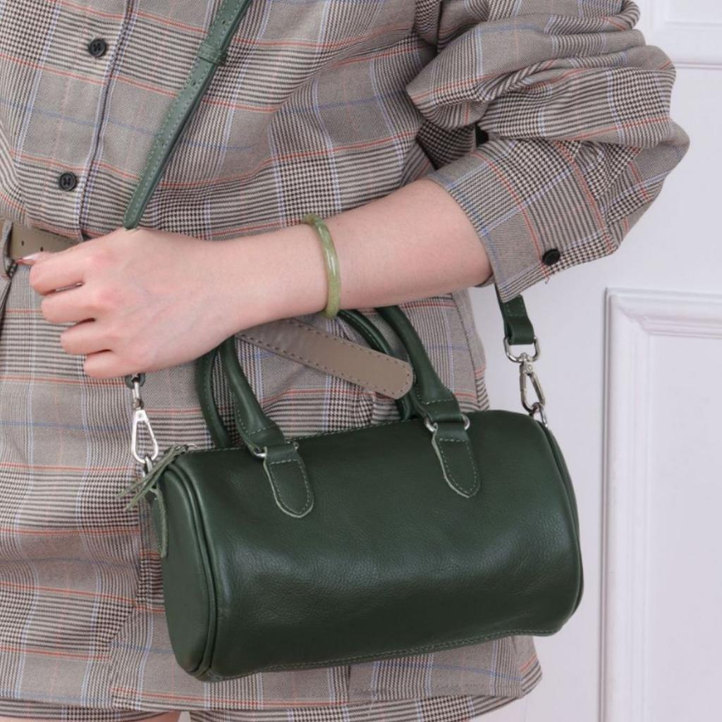 Cowhide Shoulder Women's Bag Crossbody Fashionable Simple Practical Soft Leather Drum Pillow Bag
