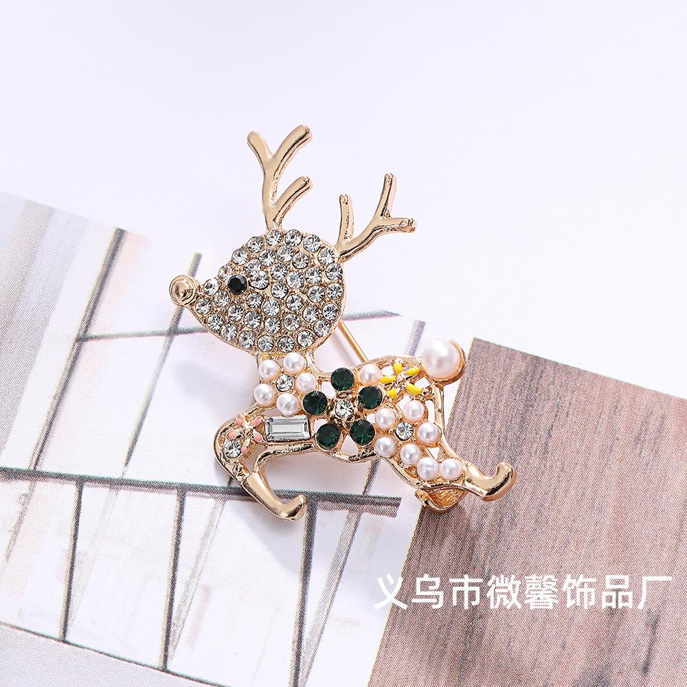 Deer Brooch Cute Diamond-encrusted Holiday Niche Design Corsage Decorative Accessories Coat Sweater Pin