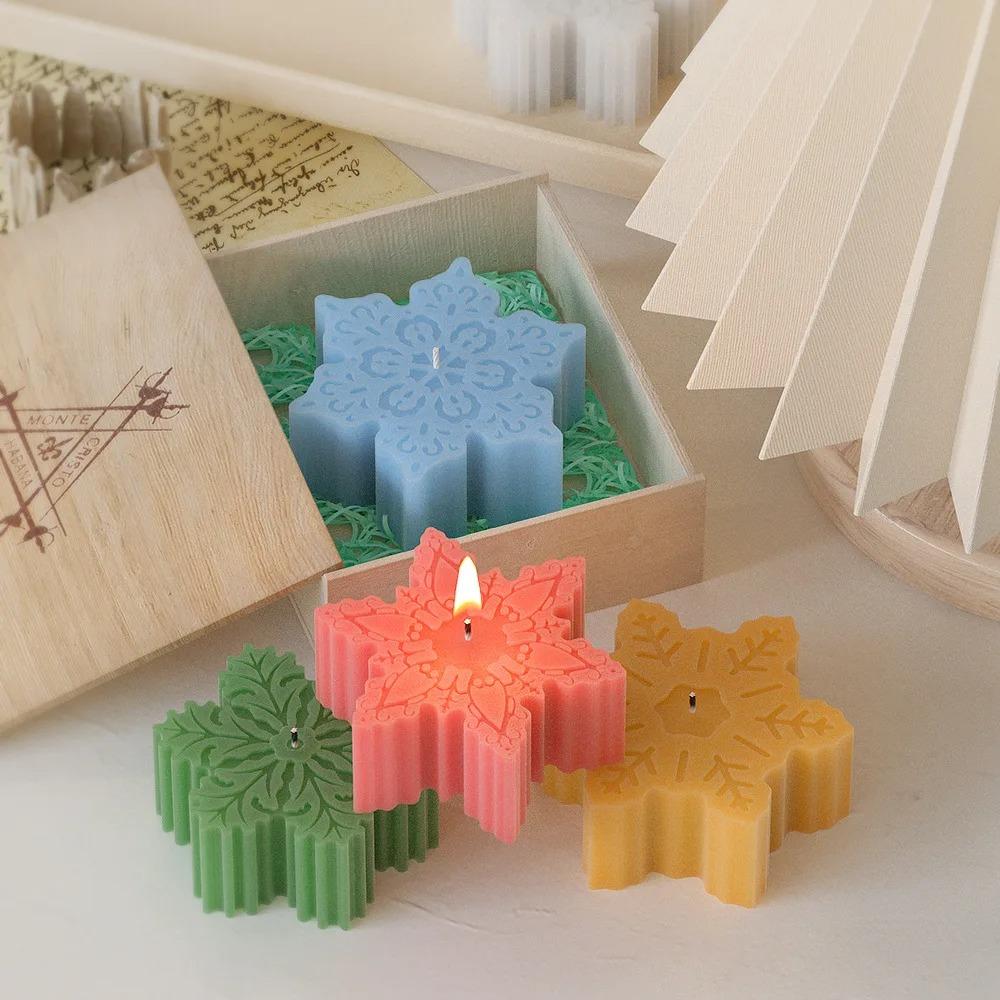 2 Hole Snowflake Candle Silicone Molds Leaf Carving Pattern Soap Resin Gypsum Making Moulds DIY Christmas Home Decor Gift