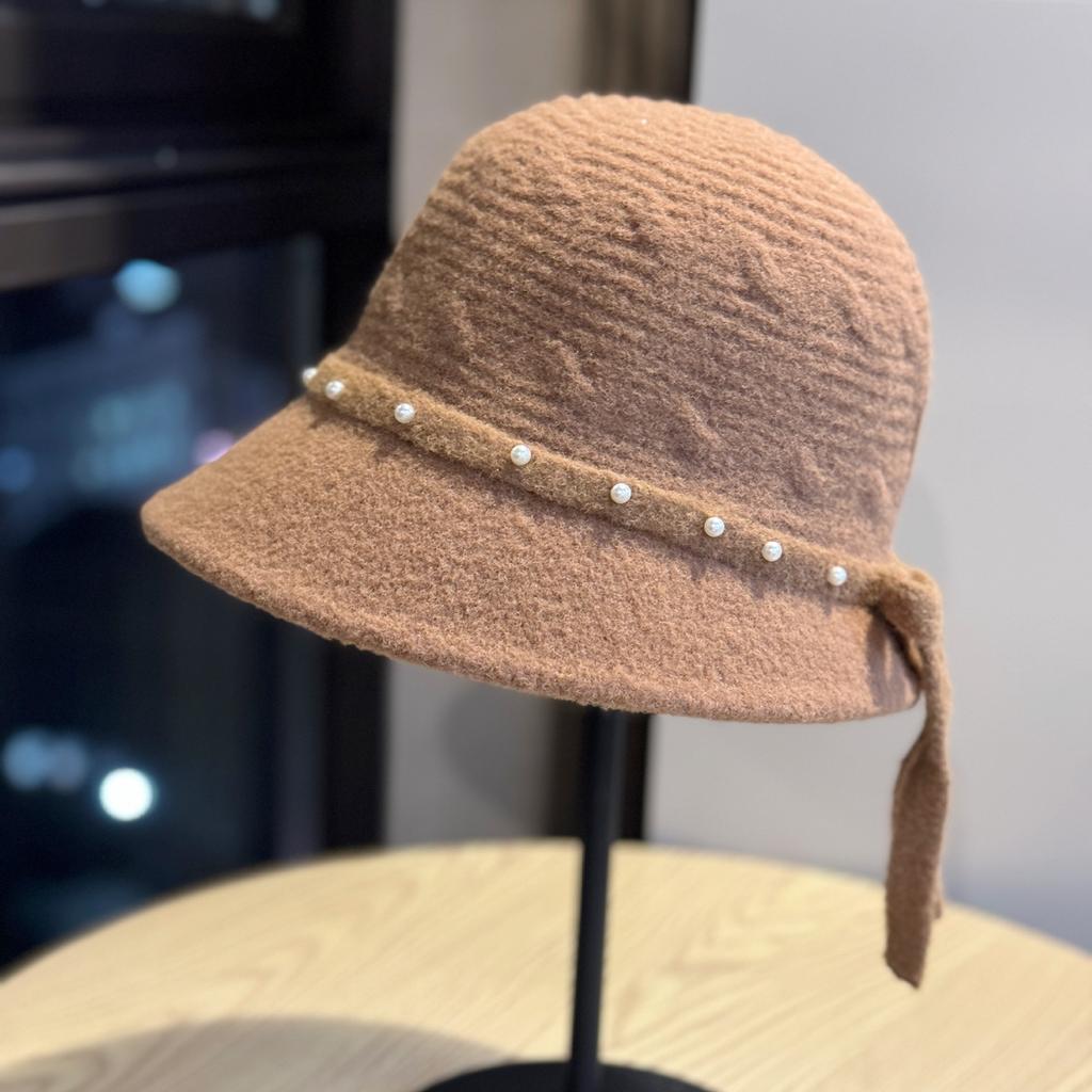 New Woolen Fisherman Hat for Women, French Retro Style, Versatile for Autumn and Winter, Warm and Face-slimming, Elegant Bucket Hat