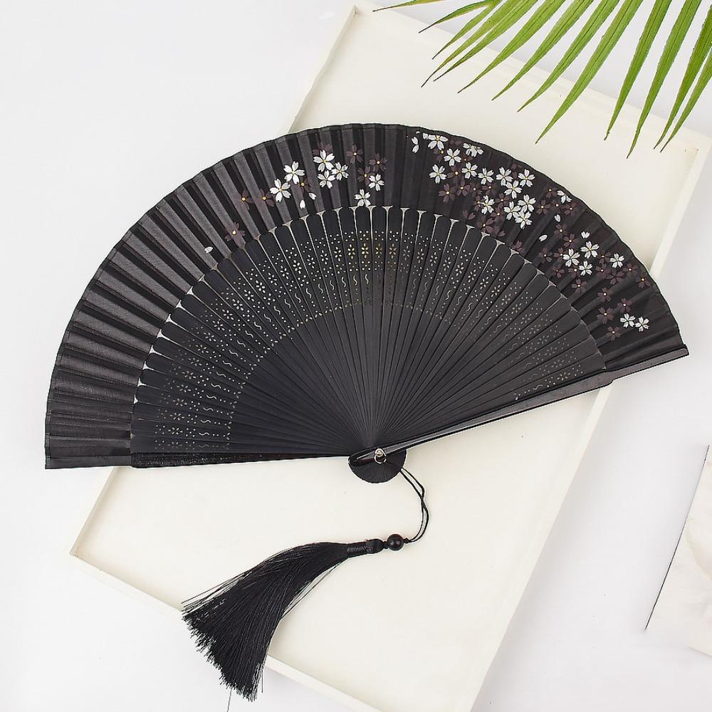 

Веер складной из бамбука с резьбой в виде цветов, элегантная кисточка, портативный ручной веер, подарок для девушки Style B
