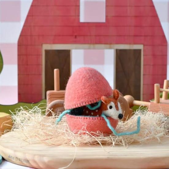 Surprise Easter Egg from Wool Felt Handmade Felted Easter Egg with Small Animals Hidden Inside Easter Basket Stuffer for Home Decor