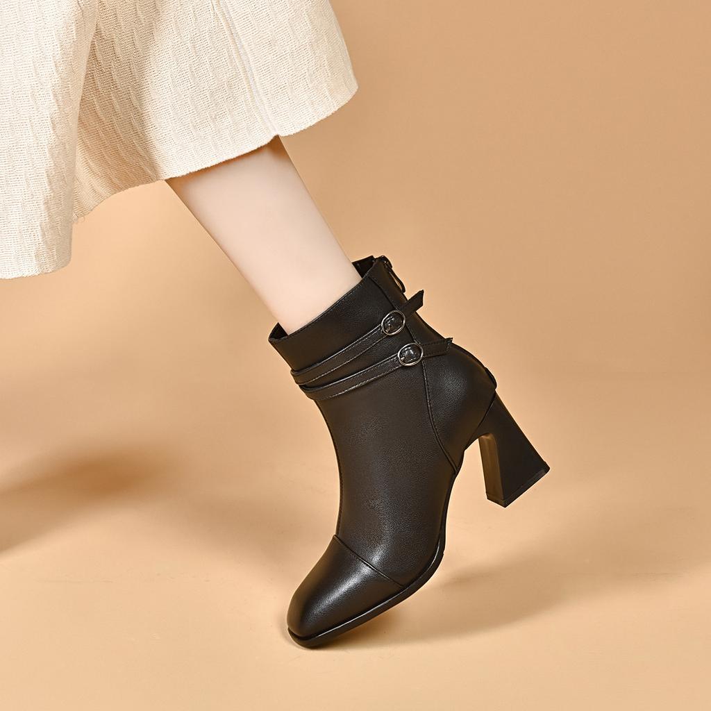 High-heeled Women's Boots Autumn and Winter New Square-headed Horseshoe Heel Fashion Boots Belt Buckle Short Boots Leather Boots