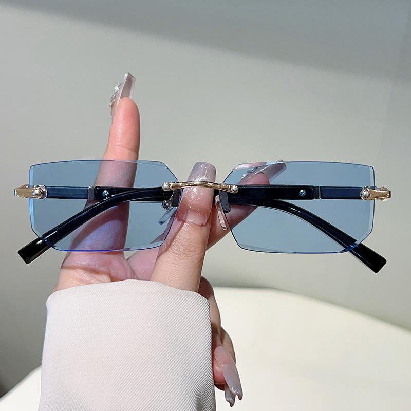 Vintage Men Rimless Frameless Sunglasses Fashion Women Rectangle Shades Gradient Sun Glasses UV400 Traveling Glasses