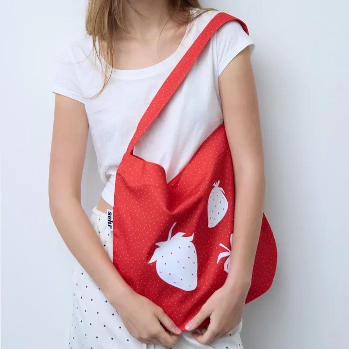 White Berry Easy Bag (Red)