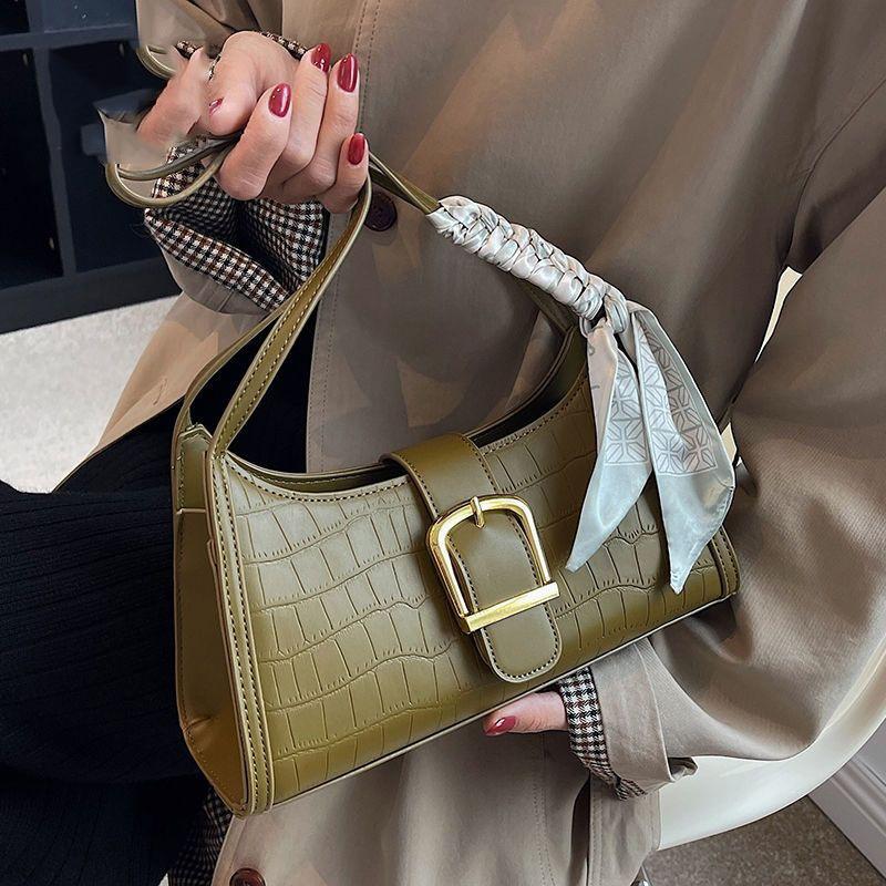 High-end niche design bag women's new spring versatile fashion single shoulder underarm bag method stick bag