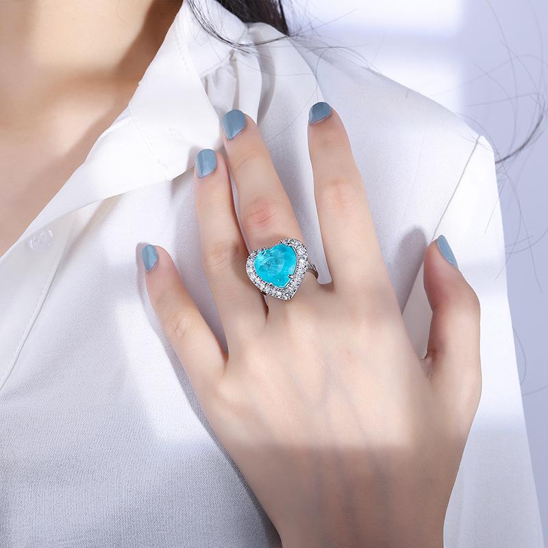 Jewelry Copper Bottom Gold-Plated Retro Simulation Color Treasure Heart-Shaped Diamond-Encrusted Women'S Ring Main Stone 15 * 15