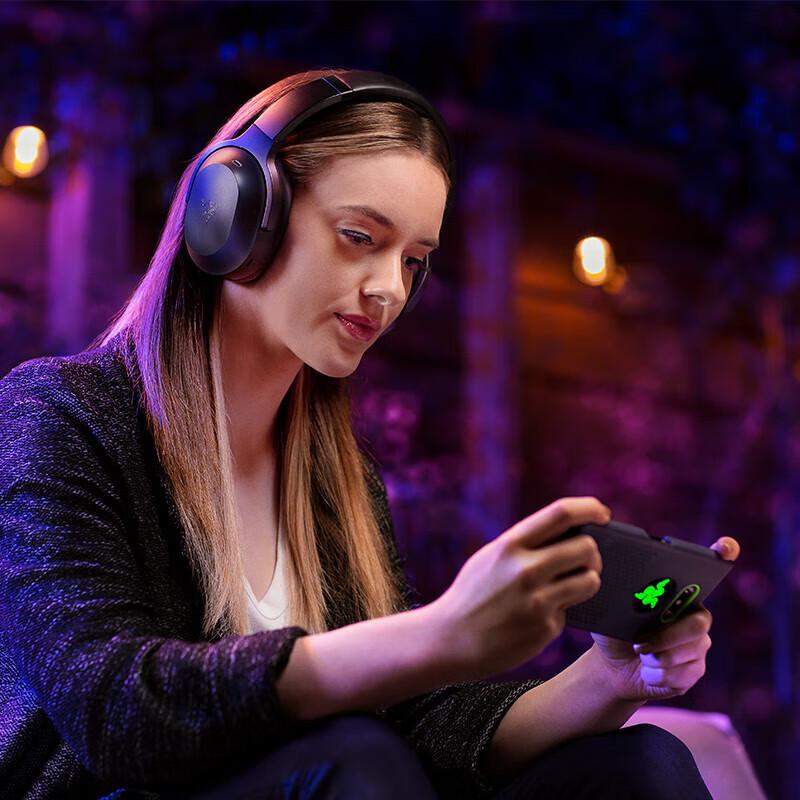 Razer Barracuda Pro Wireless Gaming Headset