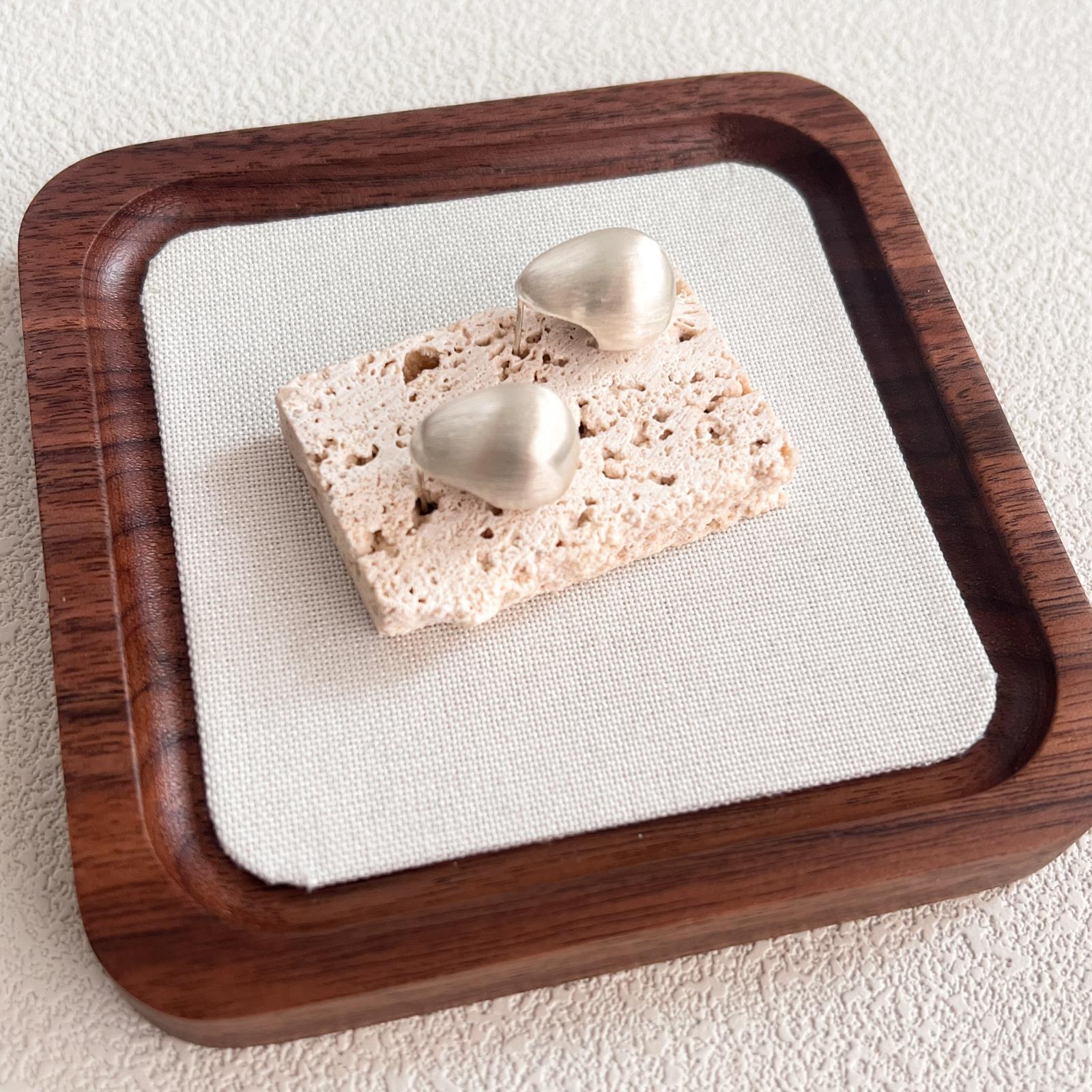 Женские геометрические квадратные серебряные пусеты - Элегантный и универсальный дизайн