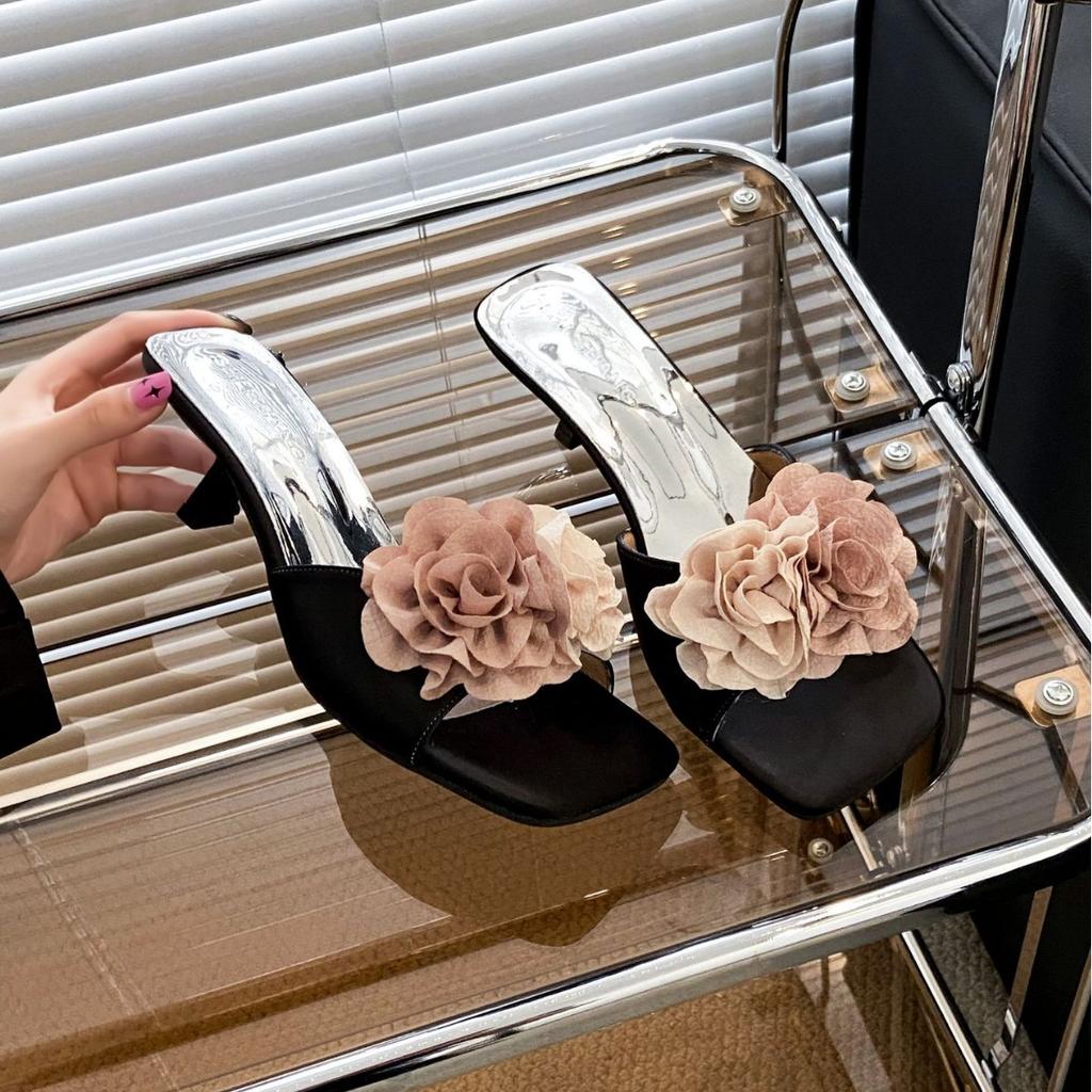 2025 new summer fashion sandals sandals French high heel flower slippers women's shoes summer wear