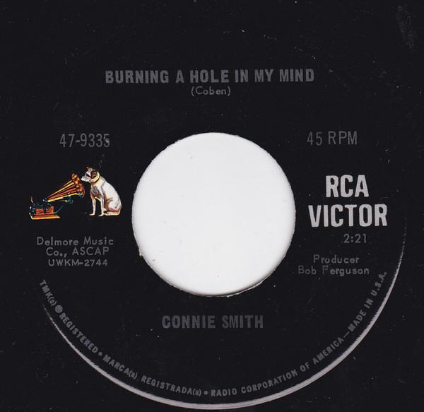 

7inch Record CONNIE SMITH Burning A Hole In My Mind Only Fo 479335 RCA Victor 1967 US CountryFolk Used