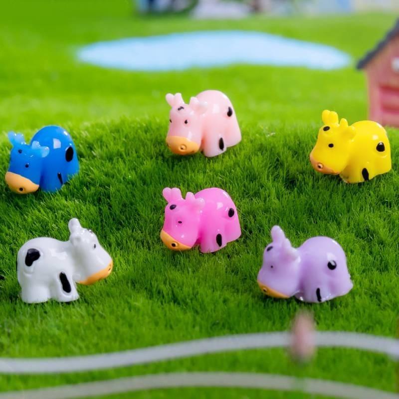 Colorful Mini Resin Cow Figurines For Creative Diy Garden Decoration