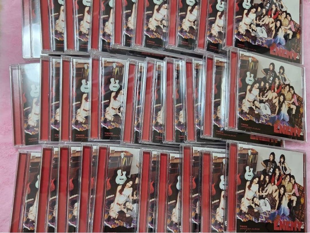 

[USED] Twice enemy 29 CDs Regular