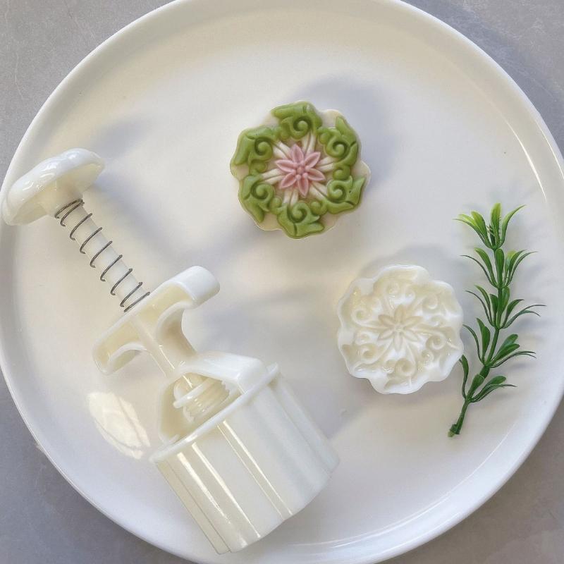 Flower Pattern Moon Cake Press Molds Cookie Stamp Chinese MidAutumn Moon Cake Maker Decorating Tool for Making Cookie
