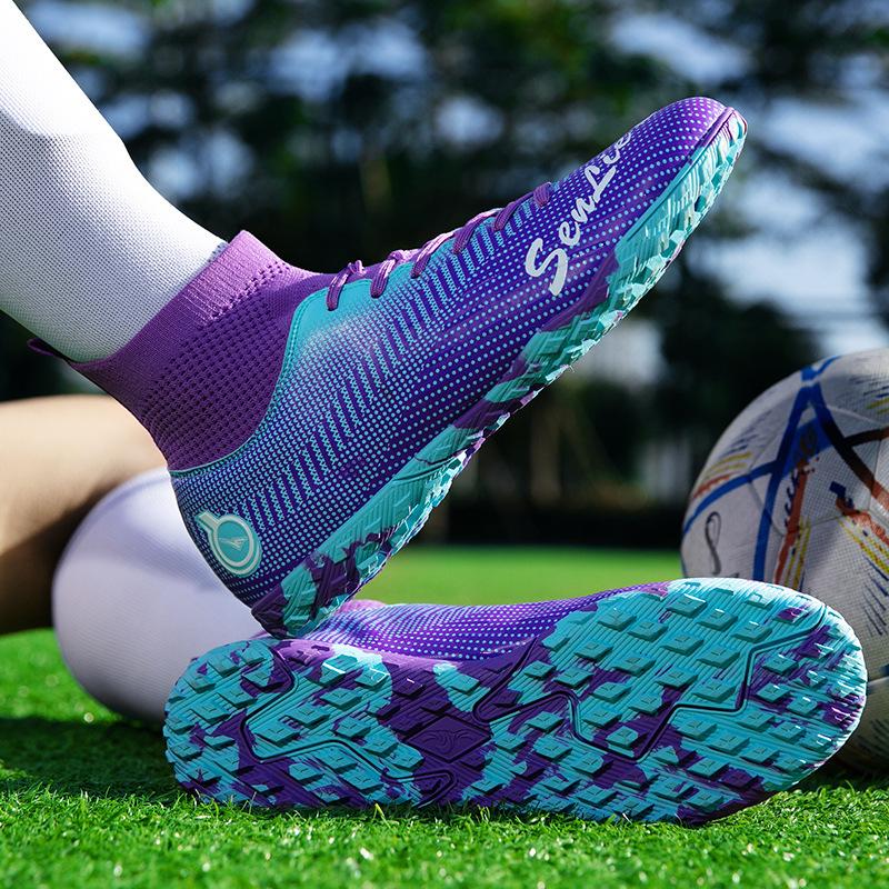New high-top football shoes, men's and women's young college students' training shoes, long nails, broken nails, adult non-slip football training