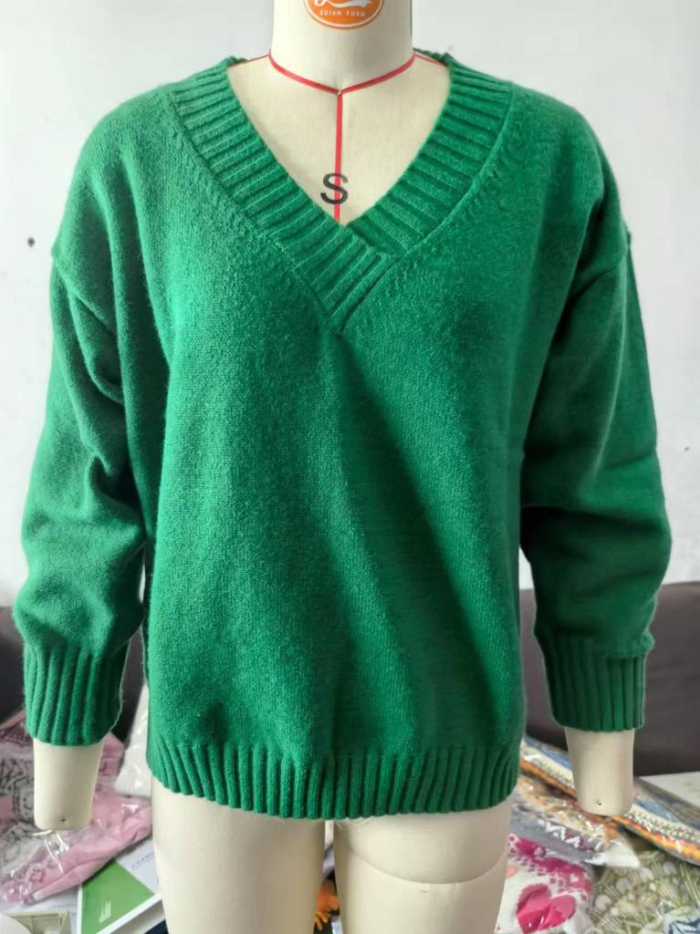 2025 European & American Loose V-Neck Pullover Sweater for Women - New Casual Knitwear Style