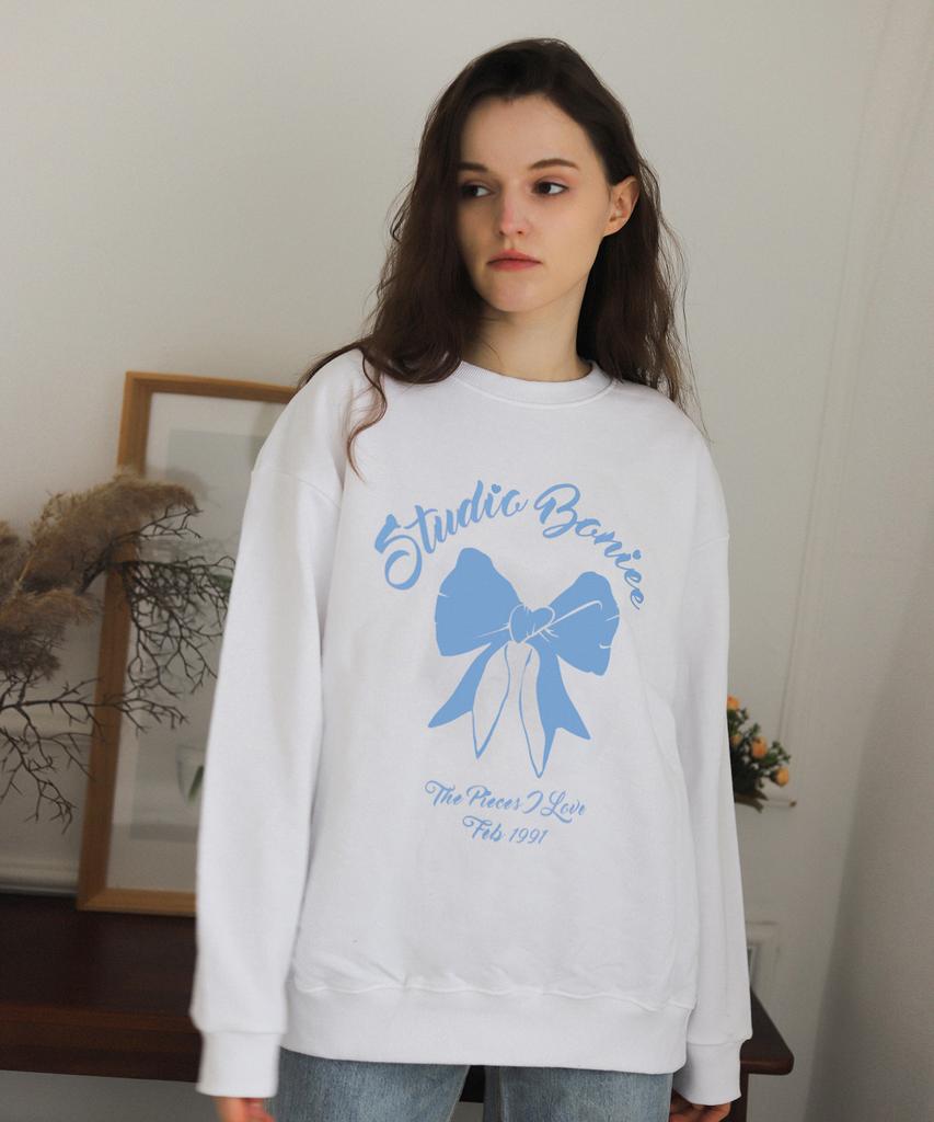 BONIEE [Fleece Lined] Ribbon Graphic Oversized Sweatshirt White