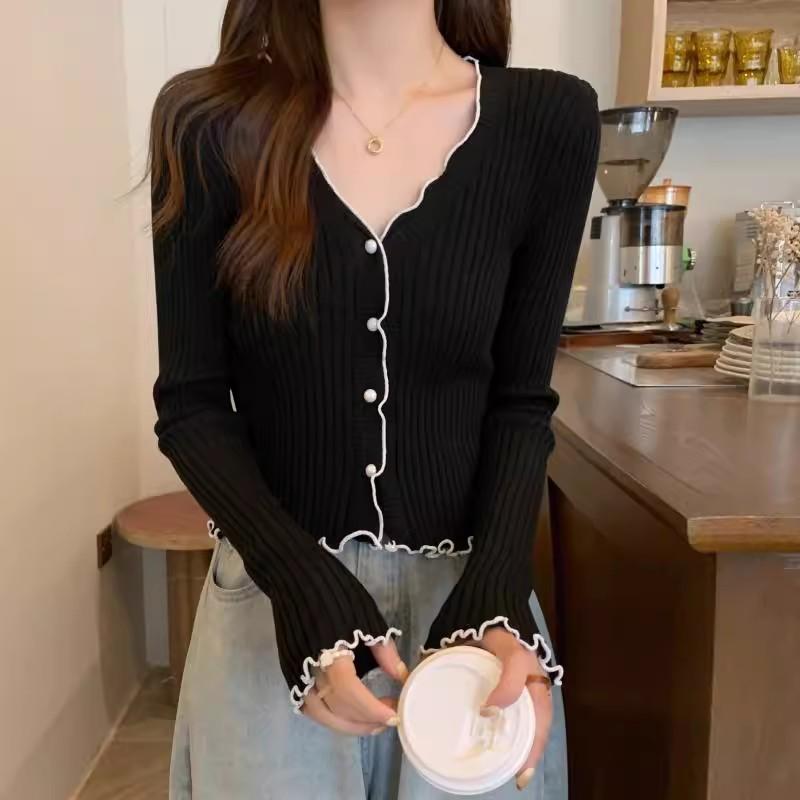 Fashionable and Fresh V-neck Elegant Ladies Knitted Sweater Bottoming Shirt, Spring and Autumn New Long-sleeved Wooden Ear Cardigan Bottoming Top