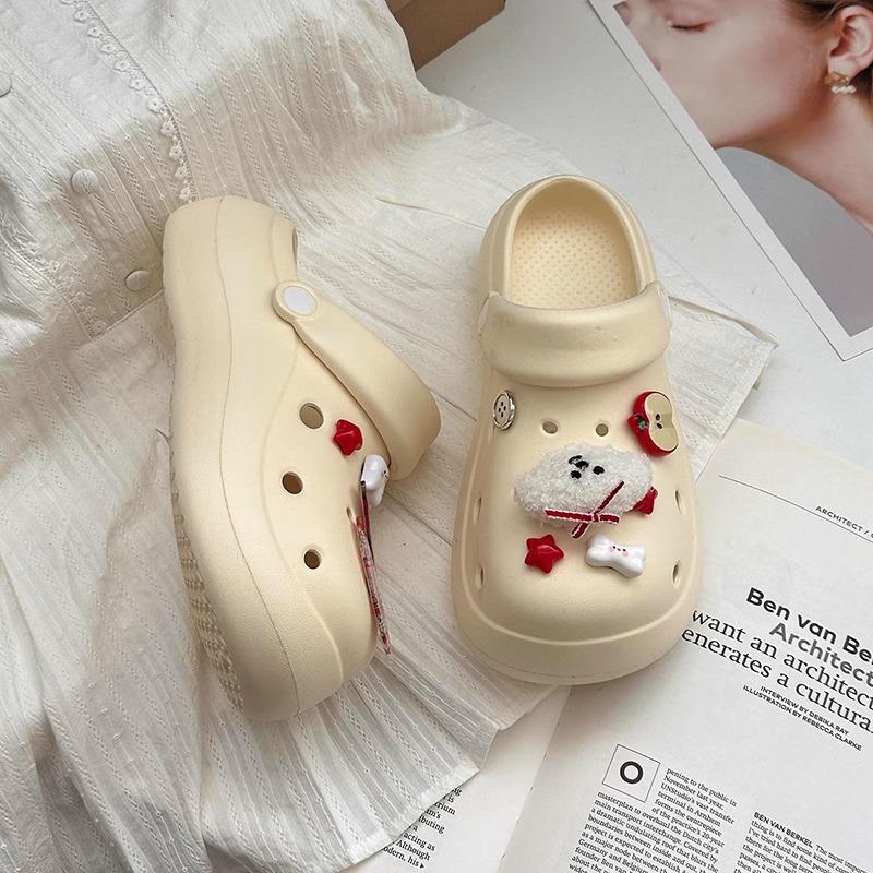 Cute puppy platform hole shoes women's spring and summer new ins versatile casual outer wear non-slip beach sandals