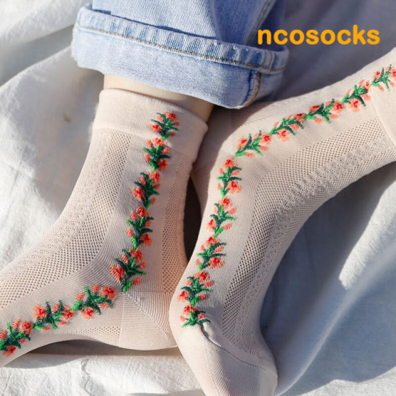 Mono Flower Wrapped Line Women s Socks 5-Pack Set Evenly