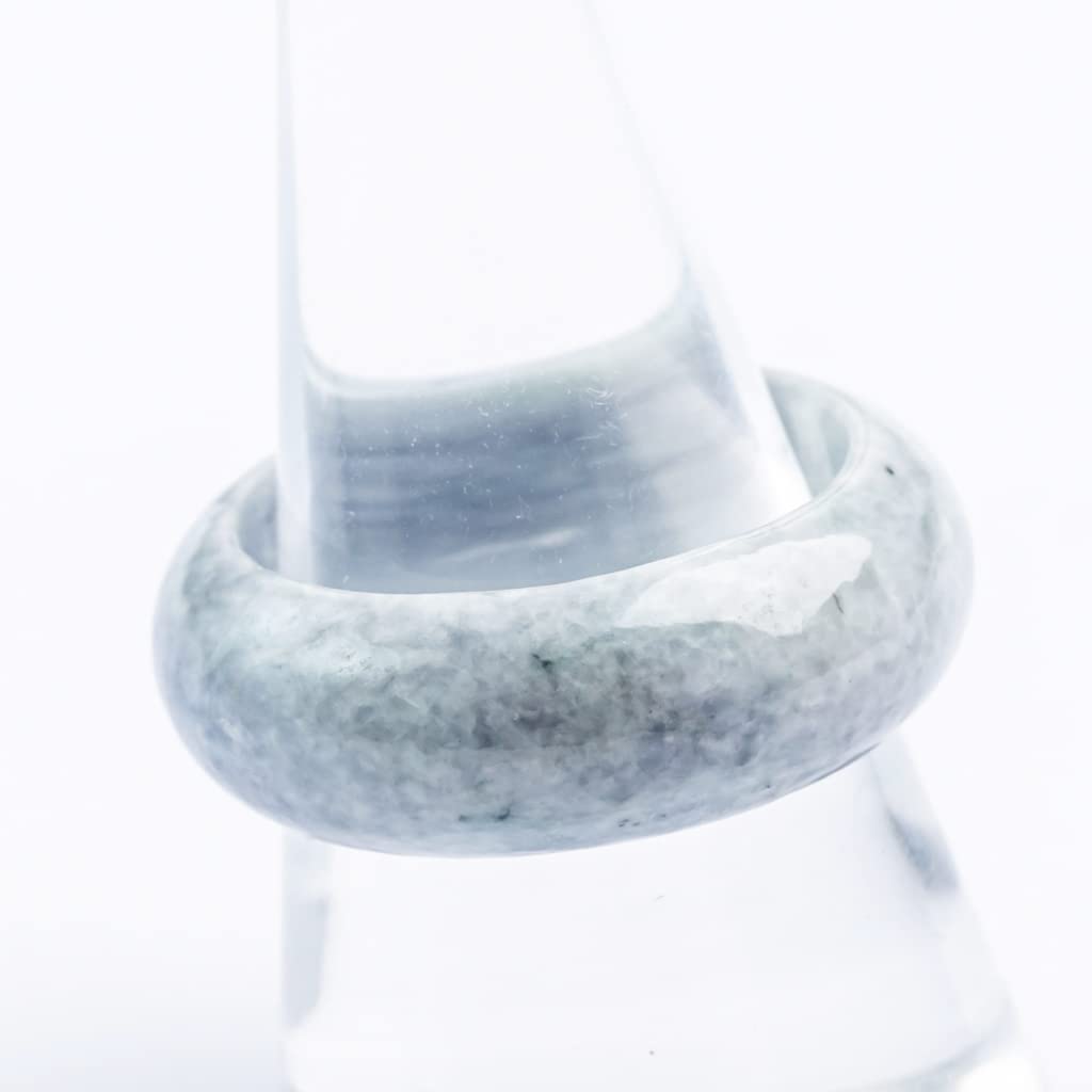 Size 16 Itoigawa Natural Jadeite Hollow Japanese National Jomon Power Stone Jadeite Workshop Special Paulownia Wood Quality Certificate YB0326 Ring,