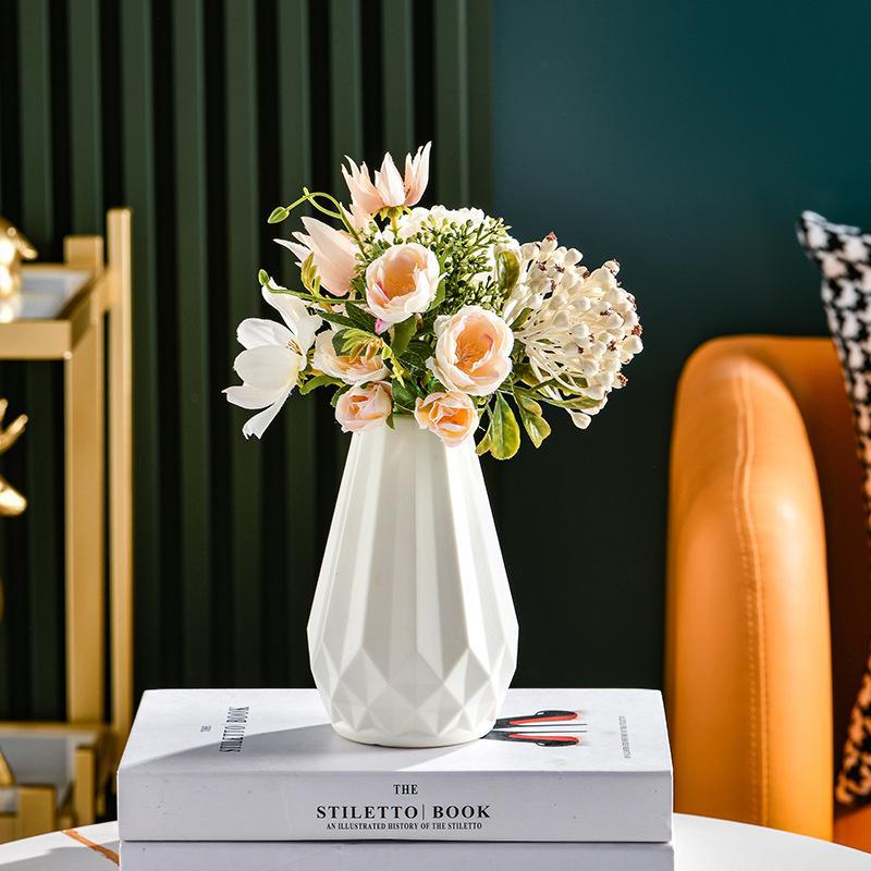 Nordic-Style Shatter-Resistant Vase: Imitation Glaze for Dry/Wet Floral Arrangements