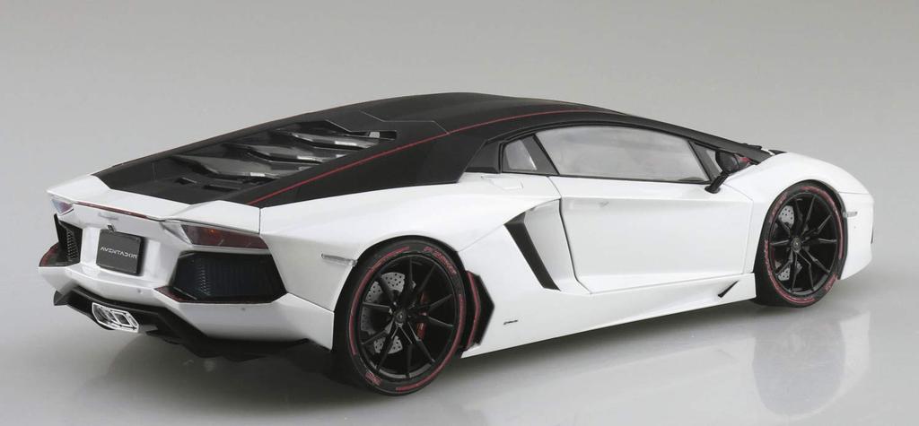 Aoshima Bunka Kyozaisha The Supercar Series 2014 Lamborghini Aventador Pirelli Edition Plastic Model 1/24 No.12
