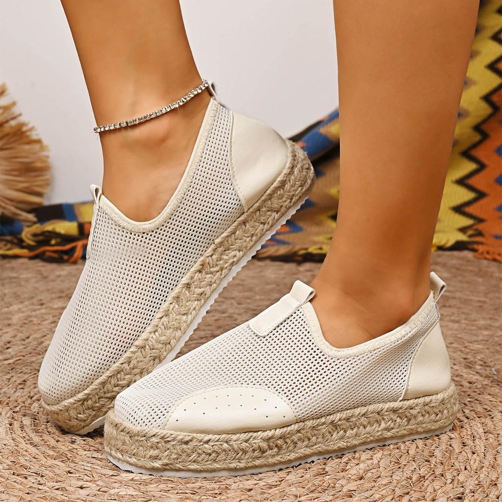 Moda Kobiety noszą damskie buty pojedyncze w dużych rozmiarach z wygodnymi i oddychającymi powierzchniami z siateczki