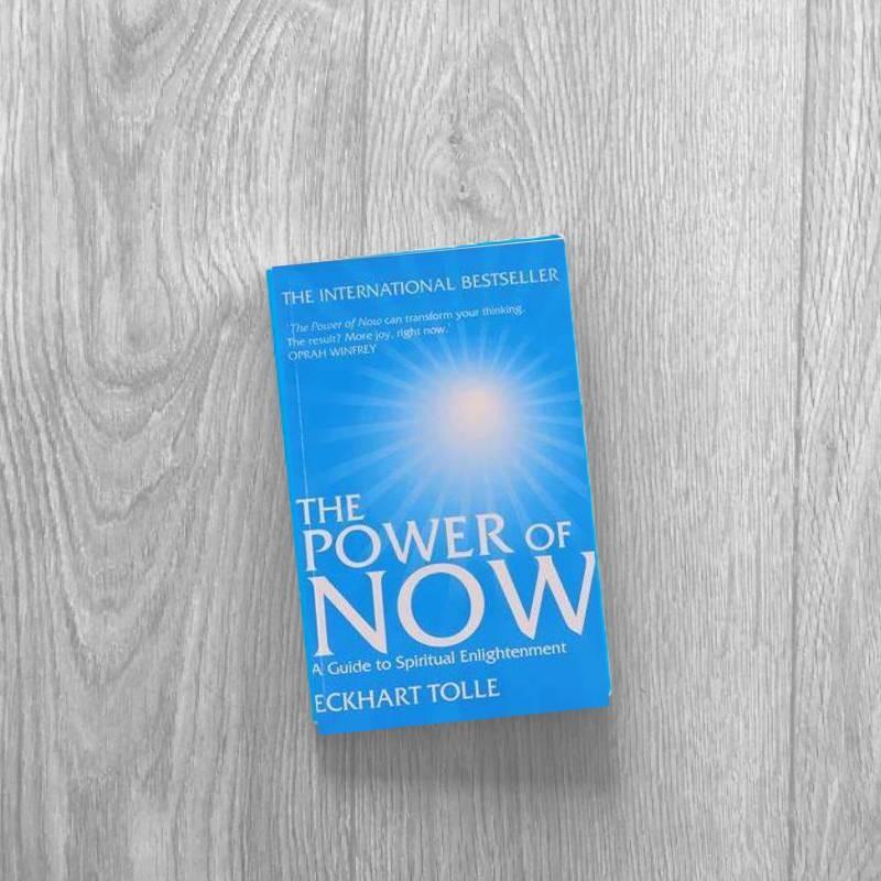 Şimdi'nin Gücü İngilizce Baskı Eckhart Tolle Tarafından Farkındalık İçin Dönüştürücü Ruhsal Rehber
