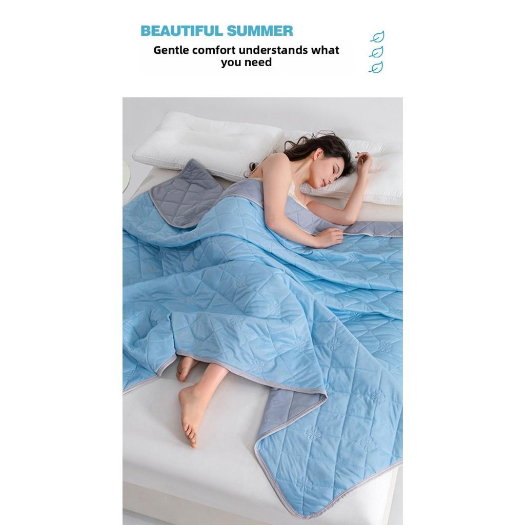 200*230CM 1 Stück Kühle Sommerdecke. Die Decke ist dünn, atmungsaktiv und maschinenwaschbar, geeignet für heiße Schläfer mit Luftkühlung.