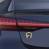 1 PZ Sticker Decorativo per Carrozzeria e Bagagliaio Stile Auto Adesivo Emblema Leone Corona 3D in Metallo per Dacia Duster Logan 3 Mcv Sandero MK2 Stepway