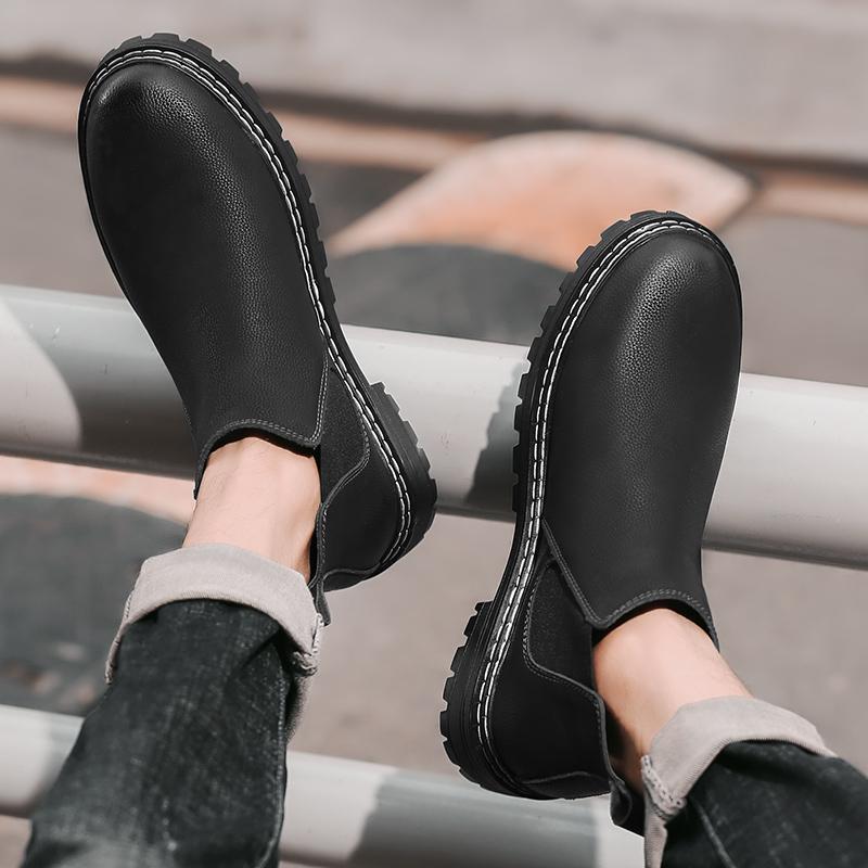 Men's New Leather Outdoor Sports Shoes Casual Shoes Business Leather Board Shoes Boots