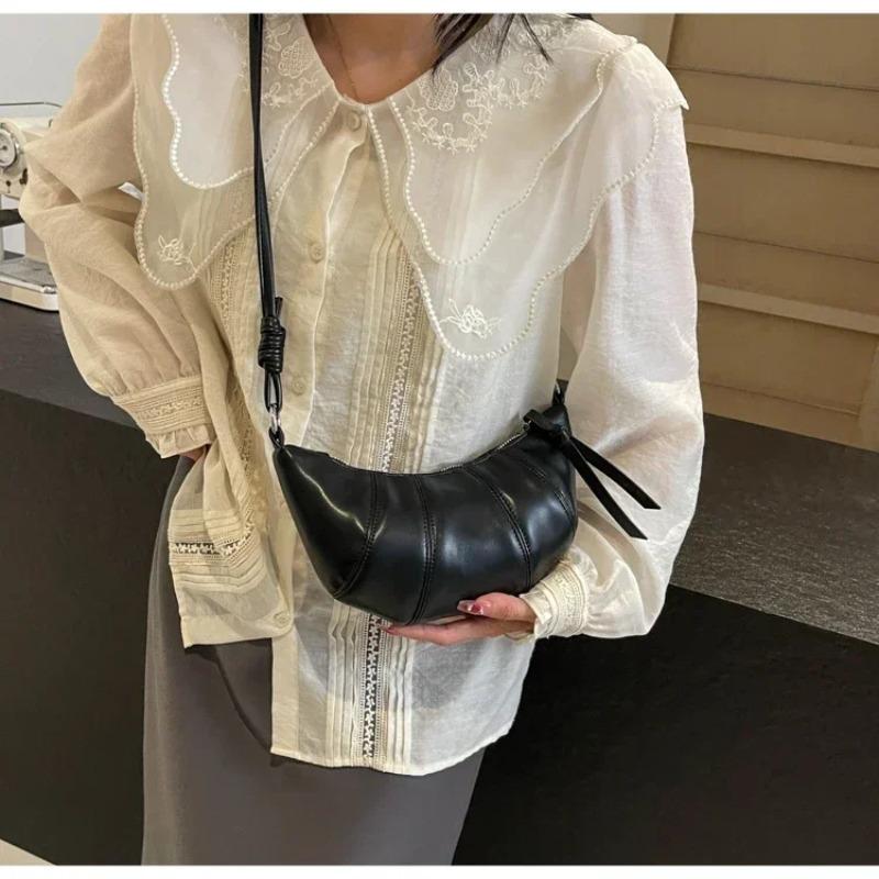 Horn Shape PU Shoulder Bags Simple Versatile Zipper Super Cool Exquisite Half Moon Women's Crossbody Bags Fashion New Style