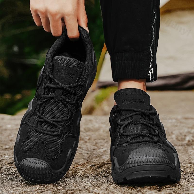 Men Sneakers 2026 Autumn New Outdoor Hiking Shoes Retro Platform Non-slip Casual Sneakers Lace-up Climbing Shoes Sports Shoes