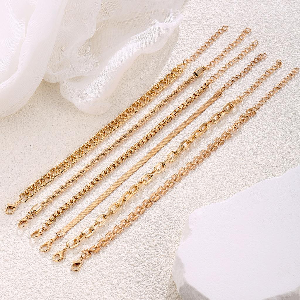 Hot-selling personalized twist chain Cuban chain stacked Dash bracelet set, fashionable and versatile jewelry.