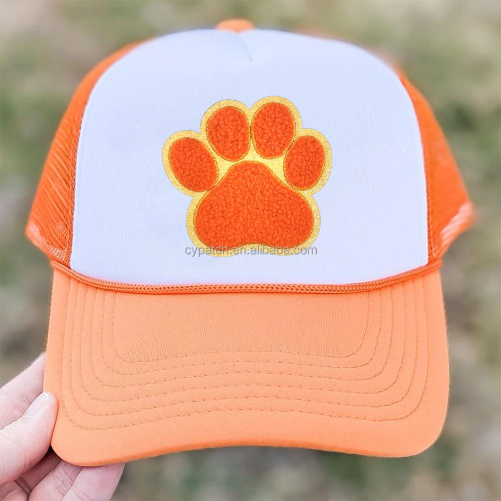 8 Pcs Paw Print Embroidered Patch Set - Colorful Paw Shaped Iron-On Patches for Jackets, Bags, and Accessories
