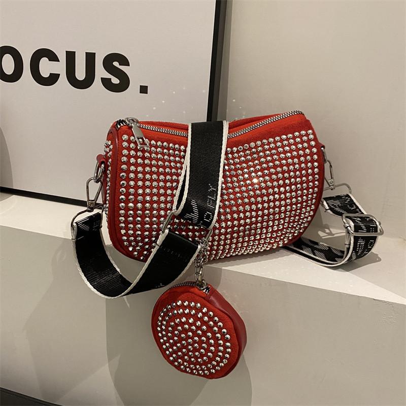 Small Horizontal Square Shape Street Fashion Shoulder Bag For Daily Wear красный