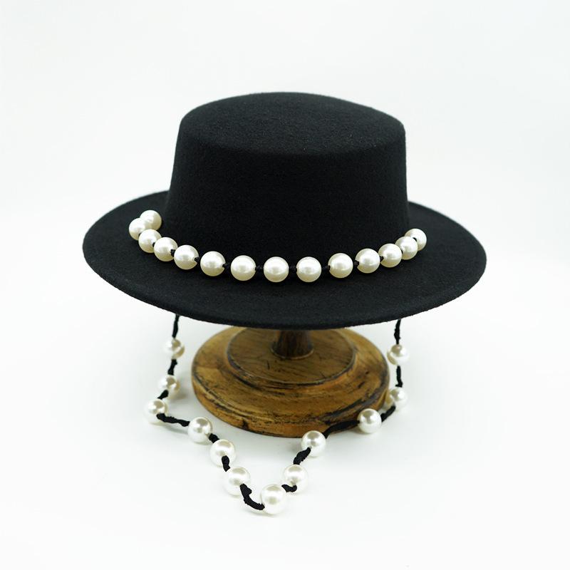 British Retro Black Woolen Flat Top Top Hat Women'S Autumn And Winter Pearl Chain Flat Brim Felt Hat Internet Celebrities Of The Same Style