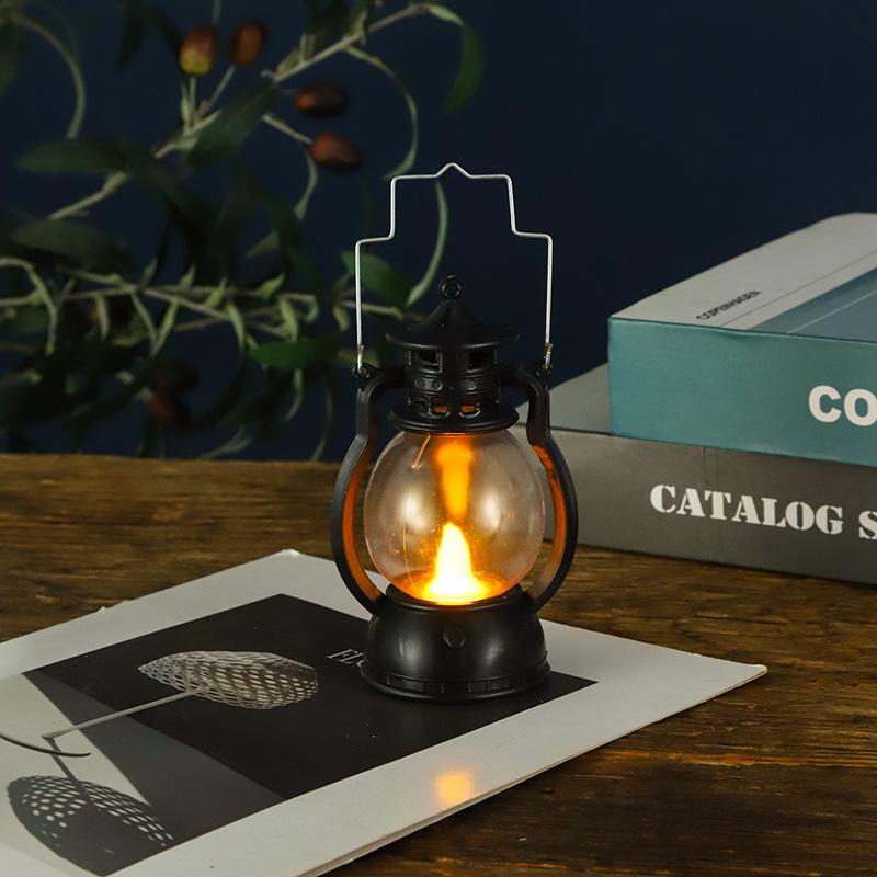 

Handheld Miniature Horse Kerosene Palace Lantern - Script Decor Night Light
