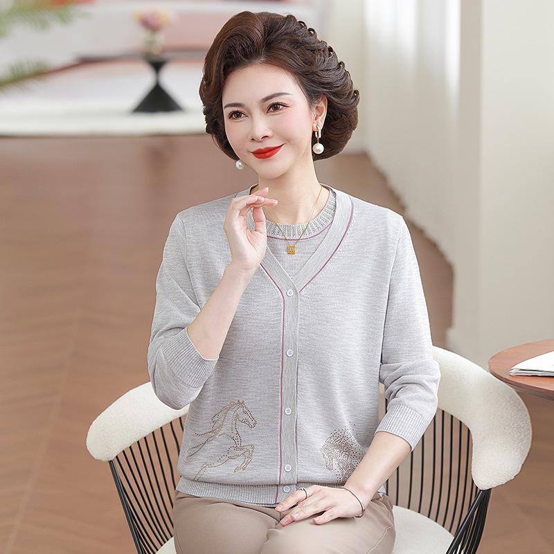 Spring 2026 Elegant Chinese-Style Knitted Two-Piece Cardigan Set for Middle-Aged & Elderly Women
