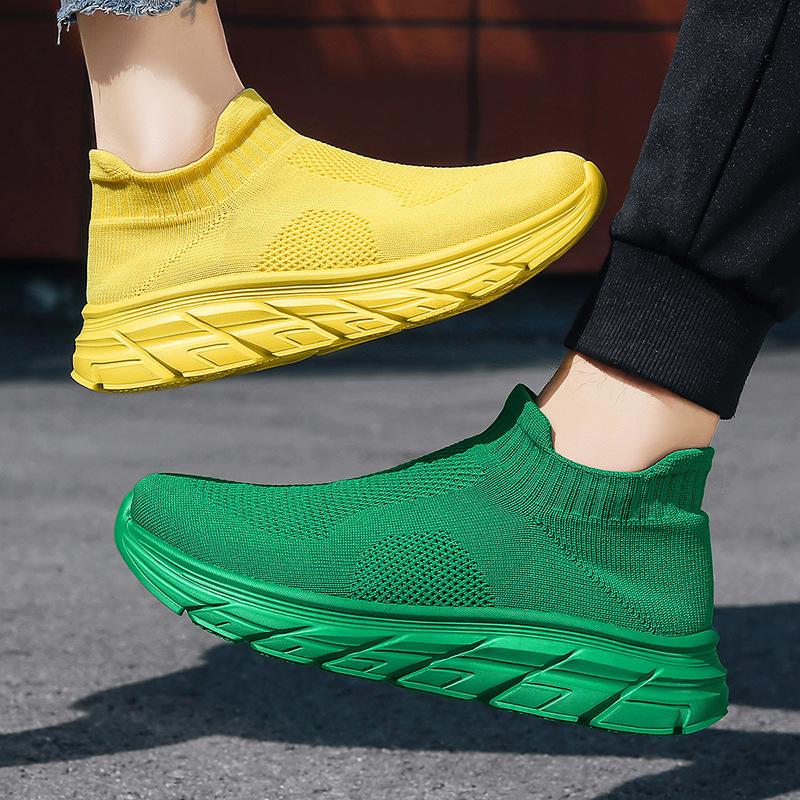 2025 new men's shoes spring and summer fly-woven socks breathable and lightweight one-pedal mesh shoes men's casual shoes