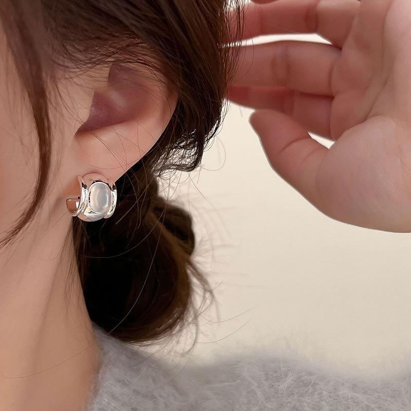 Silver Color Black Agate Stud Earring for Women Girl Circular Design Versatile Fashion Jewelry Gift Dropshipping