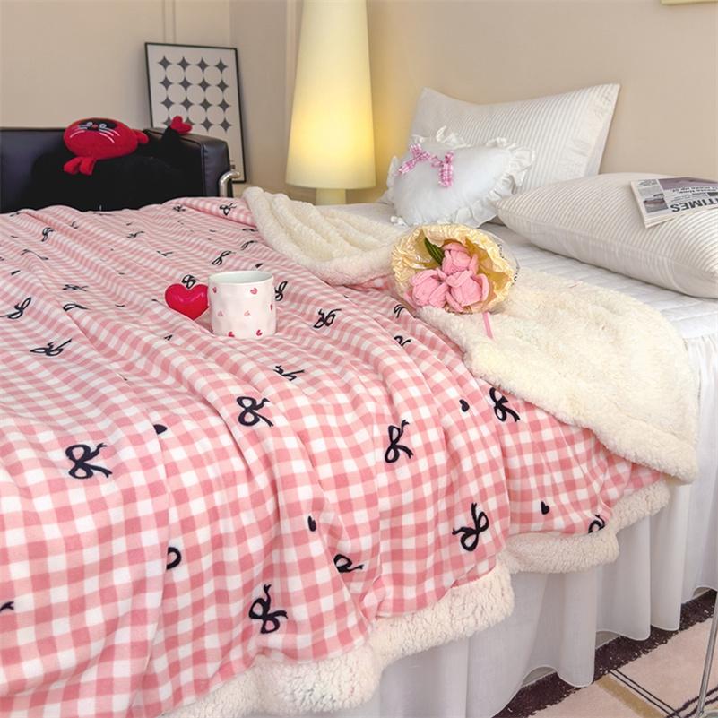 Soft Fleece Throw Blanket for Bed Sofa Couch Lightweight Plush Fuzzy Sherpa Velvet Blankets and Throws Cozy Warm Bedspreads