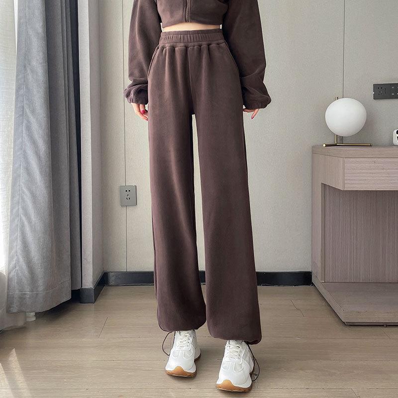 Women's 2024 Double-Sided Fleece Tracksuit: Cozy Yoga Jacket & Casual Warm Pants for Autumn/Winter Fitness.