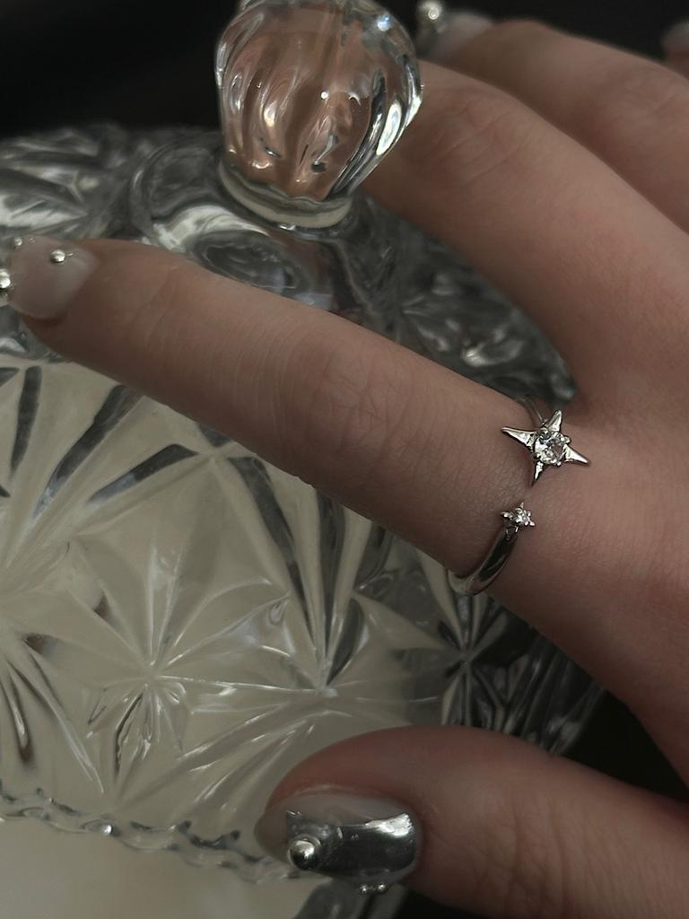 Apoem Twin Star Open Ring