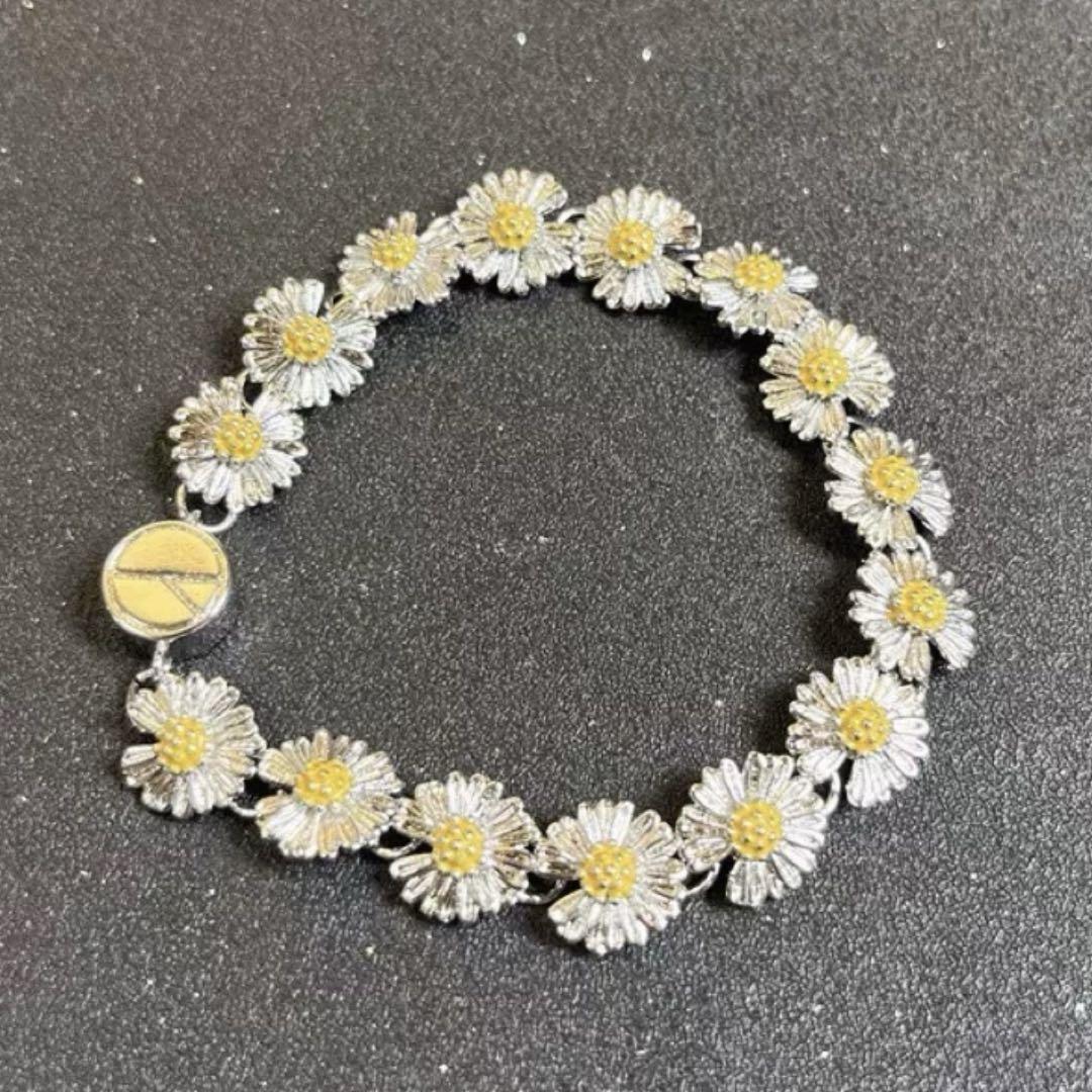 

[USED] G-DRAGON Jiyong Bracelet Daisy BIGBANG