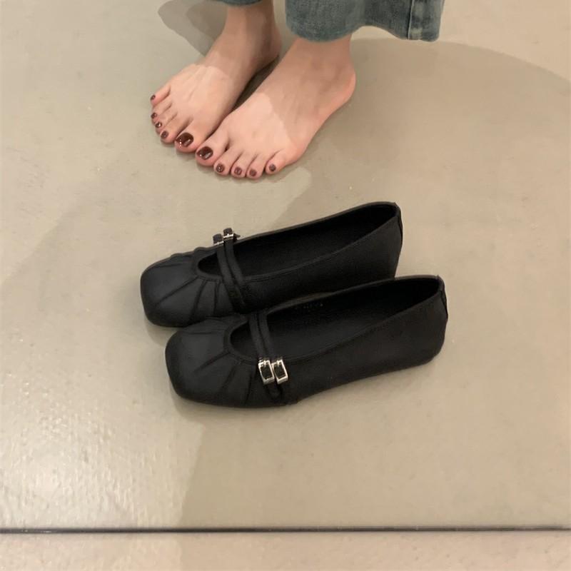 Design Sense Niche Fold Square Head Inner Height Increase Single Shoes Women's Autumn 2025 New Retro Temperament Shallow Mouth Grandma Shoes