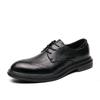 Fashion Luxury Brand British Brogues Classic Man Pointed Dress Shoes Mens Patent Leather Black Wedding Shoes Oxford Formal Shoes Fashion