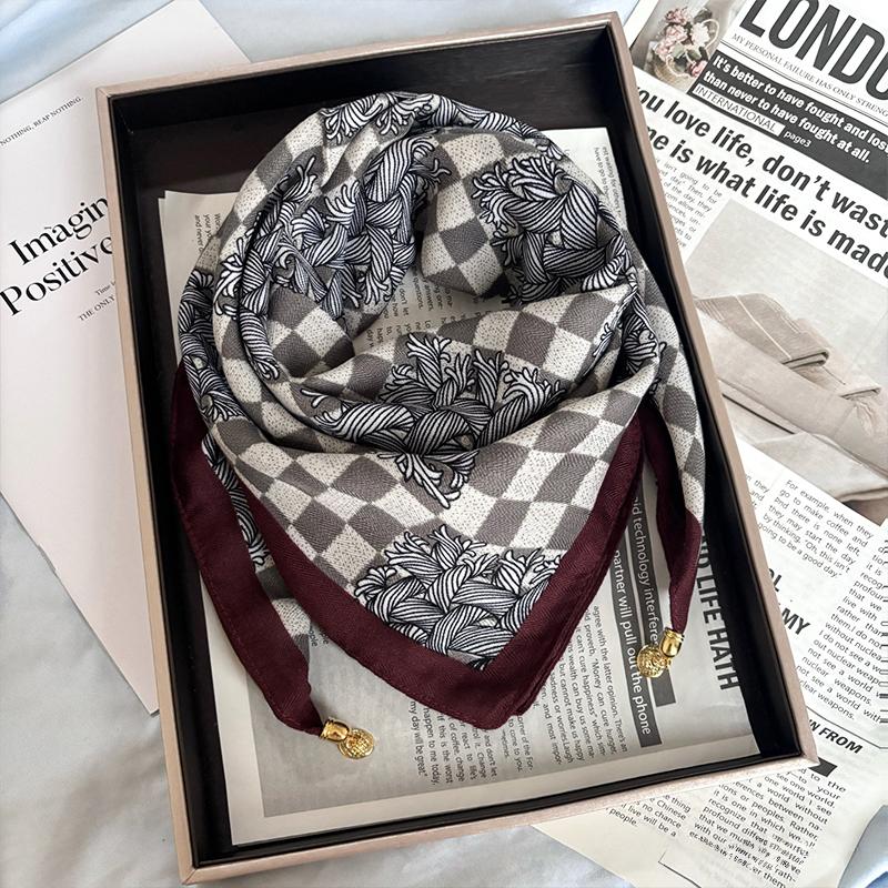 1PC Neck Scarf Versatile Painted Pattern Gift Silk Scarf High-End Magnetic Closure Elegant Accessories French Style Multi-Color